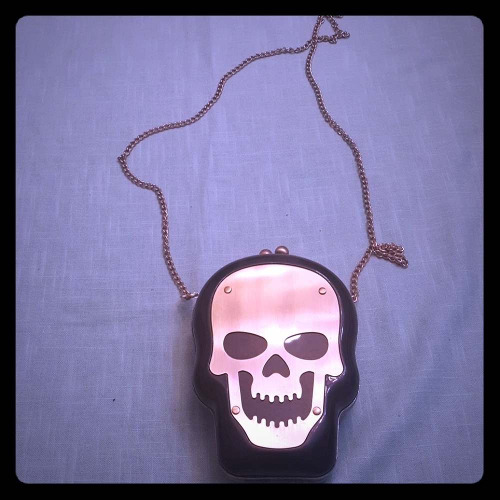 Black Gold Hard Cover Purse with Skull  One Size